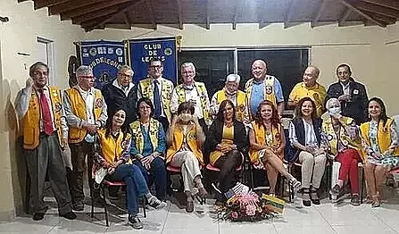 Acto de hermanamiento entre el Club de Leones Medellín Metropolitano y Syracuse Host de Nueva York